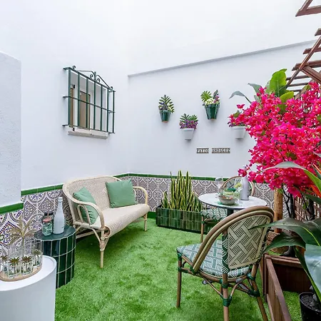 Apartamento 797 Rentals-el Patio Andaluz En La Carihuela 1 Min Playa *