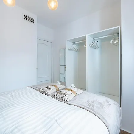 797 Rentals-el Patio Andaluz En La Carihuela 1 Min Playa * Torremolinos