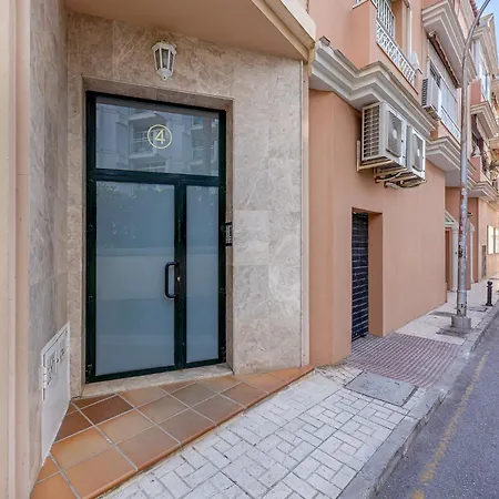 797 Rentals-el Patio Andaluz En La Carihuela 1 Min Playa Apartamento Torremolinos